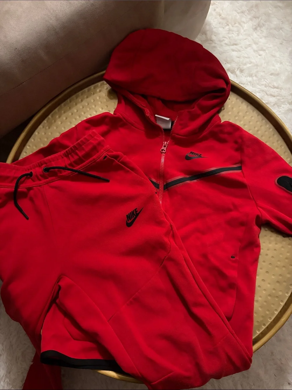Nike Tech Red Set